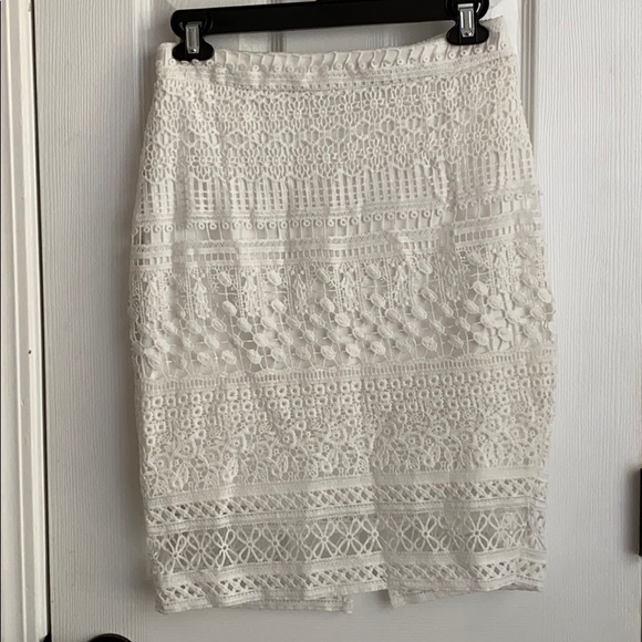 Lulu’s Crotchet Lace Midi Skirt and Crop Top Set - Picture 7 of 8